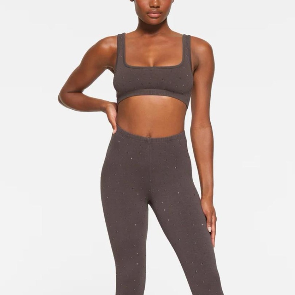 SKIMS Brown Bra with Subtle Sparkle